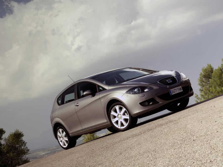  Seat Leon 2009 года  (фото 75 из 104)